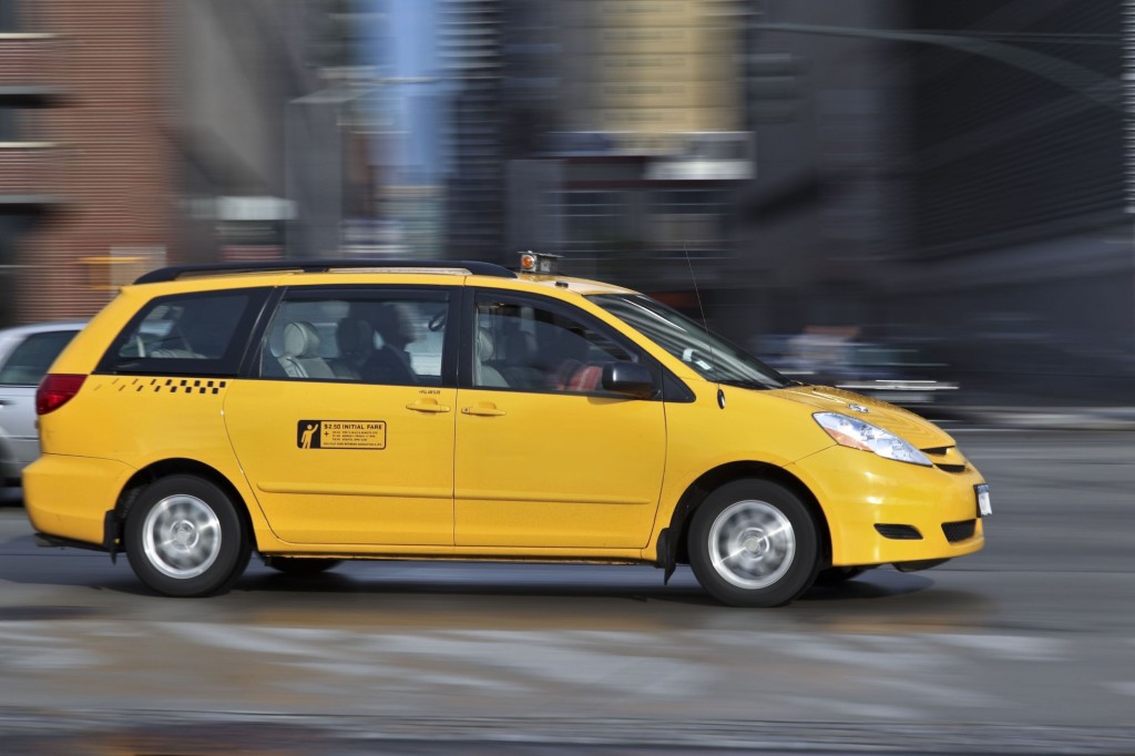 Taking a Taxi Cab for Los Angeles Airport Transportation High Shipping